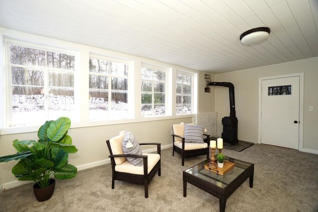 22 Davis Village Road, New Ipswich, NH 03071