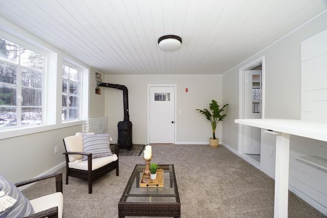 22 Davis Village Road, New Ipswich, NH 03071