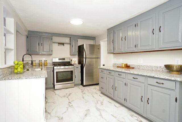 22 Davis Village Road, New Ipswich, NH 03071