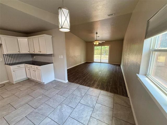 1132 NW 104th Street, Oklahoma City, OK 73114