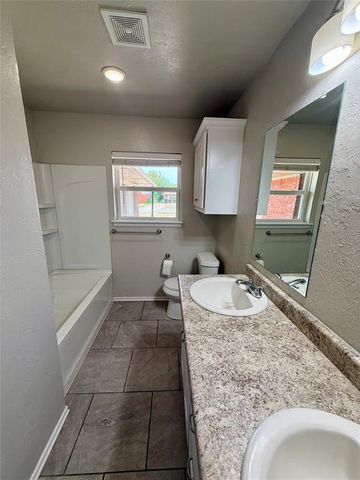 1132 NW 104th Street, Oklahoma City, OK 73114