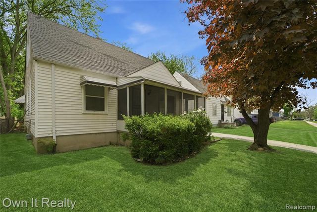 8290 Stout Street, Detroit, MI 48228