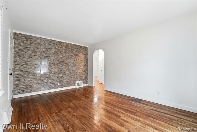 8290 Stout Street, Detroit, MI 48228