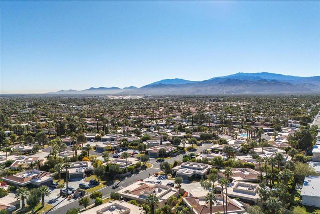 3081 Sunflower Circle W, Palm Springs, CA 92262
