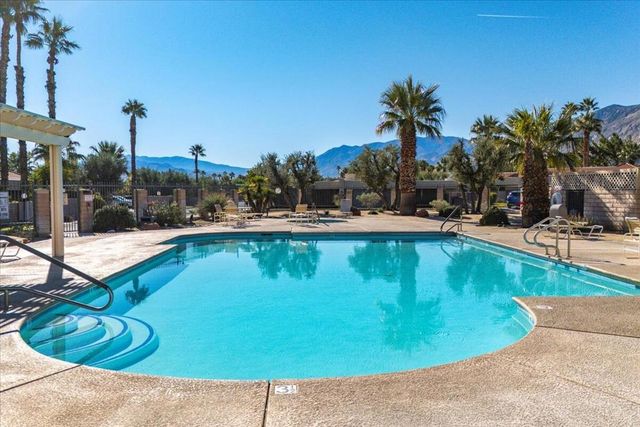 3081 Sunflower Circle W, Palm Springs, CA 92262