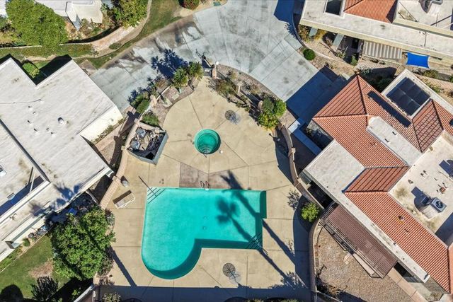 3081 Sunflower Circle W, Palm Springs, CA 92262