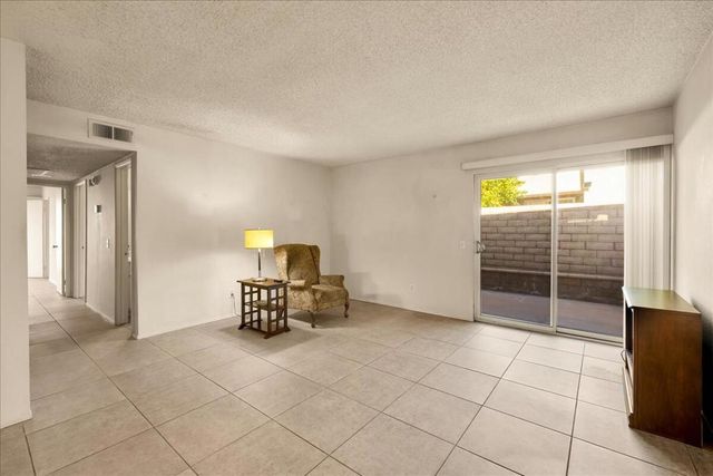 3081 Sunflower Circle W, Palm Springs, CA 92262