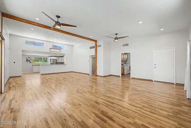 9140 N Shadow Mountain Drive, Oro Valley, AZ 85704