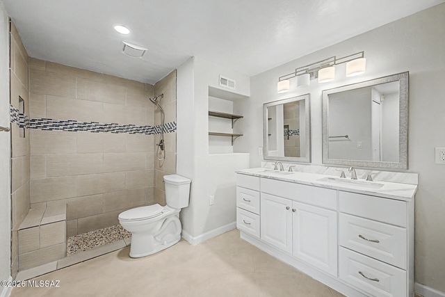 9140 N Shadow Mountain Drive, Oro Valley, AZ 85704