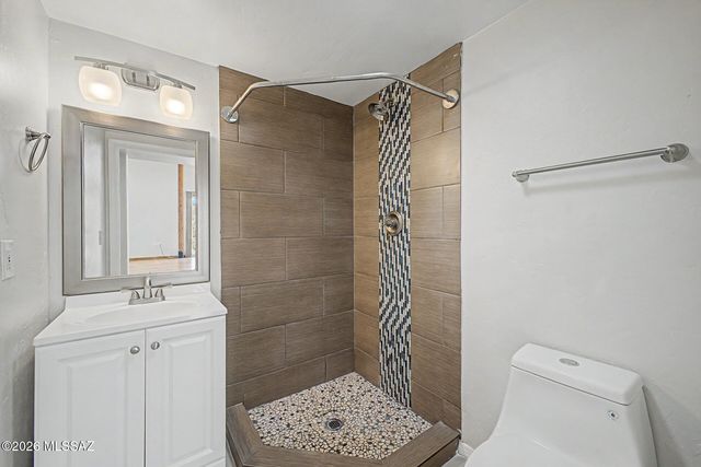 9140 N Shadow Mountain Drive, Oro Valley, AZ 85704