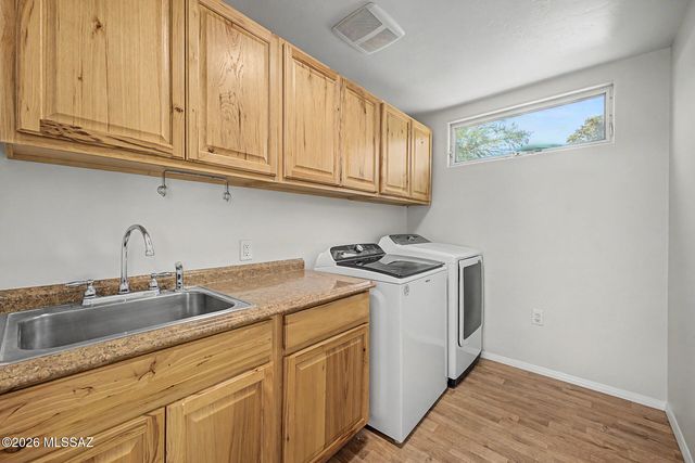 9140 N Shadow Mountain Drive, Oro Valley, AZ 85704