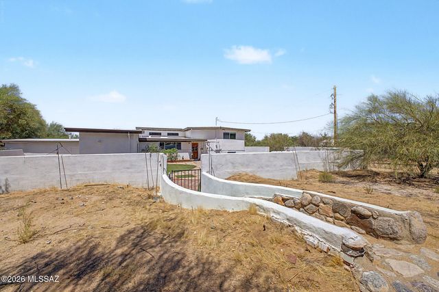 9140 N Shadow Mountain Drive, Oro Valley, AZ 85704