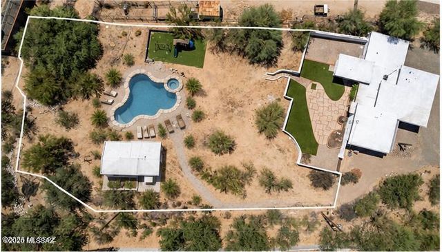 9140 N Shadow Mountain Drive, Oro Valley, AZ 85704