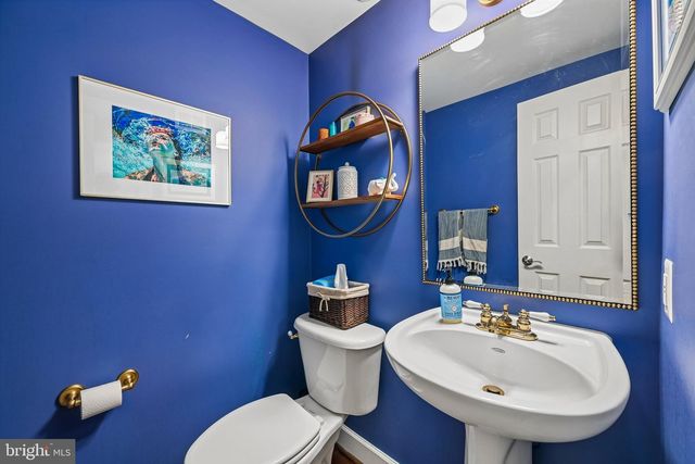 100 NEWMARKET CT, Catonsville, MD 21228