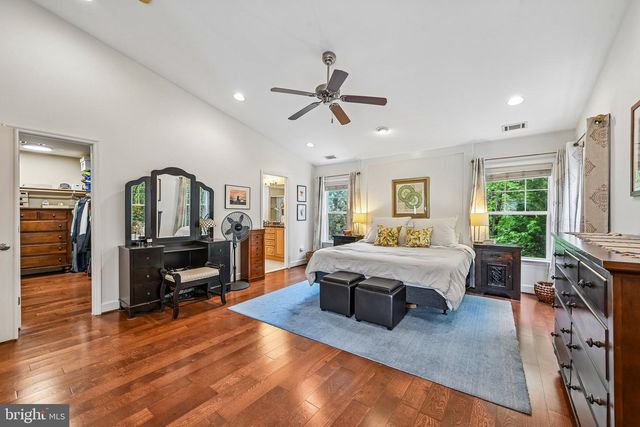 100 NEWMARKET CT, Catonsville, MD 21228