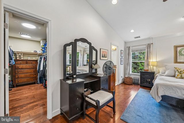 100 NEWMARKET CT, Catonsville, MD 21228
