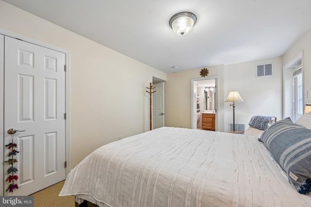 100 NEWMARKET CT, Catonsville, MD 21228