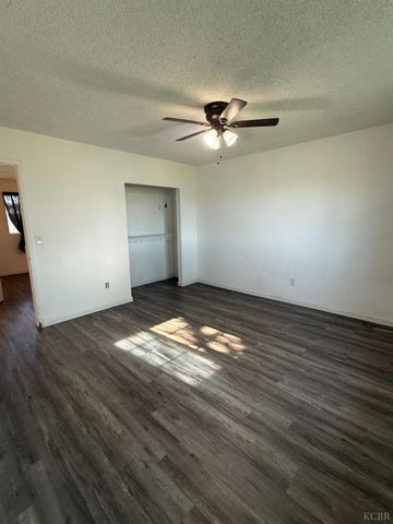 852 Azalea Lane, Lemoore, CA 93245