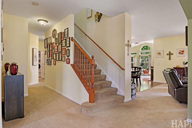 1979 Bluff Court, Round Lake, IL 60073