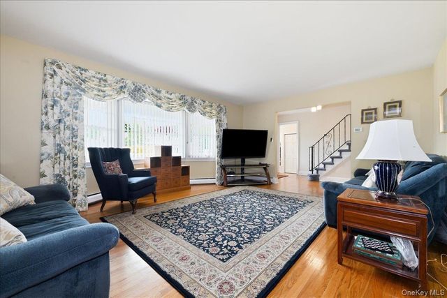 1844 Jefferson Avenue, North Bellmore, NY 11710