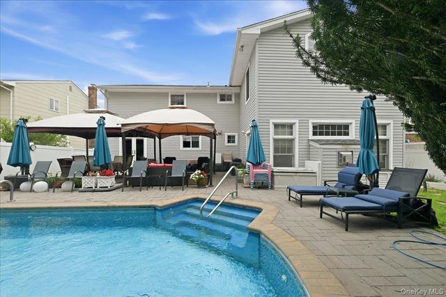 1844 Jefferson Avenue, North Bellmore, NY 11710