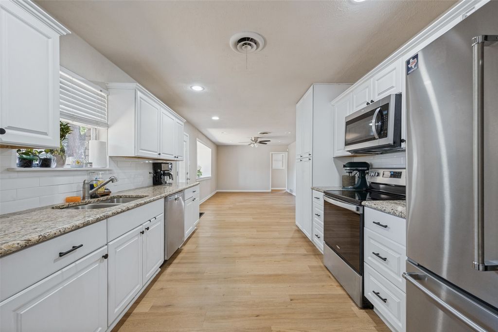 5601 Westcreek Drive, Fort Worth, TX 76133 — photo 5