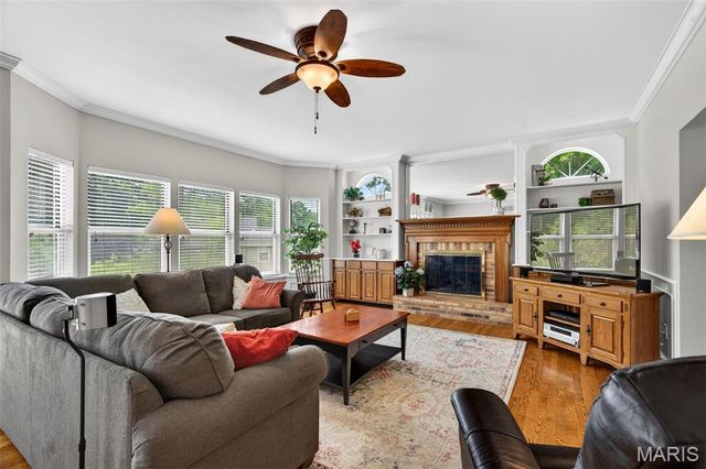 2480 Annapolis Way, St Charles, MO 63303