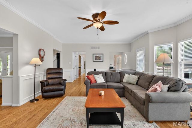 2480 Annapolis Way, St Charles, MO 63303