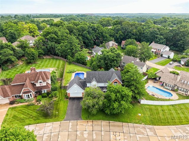2480 Annapolis Way, St Charles, MO 63303