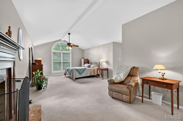 2480 Annapolis Way, St Charles, MO 63303
