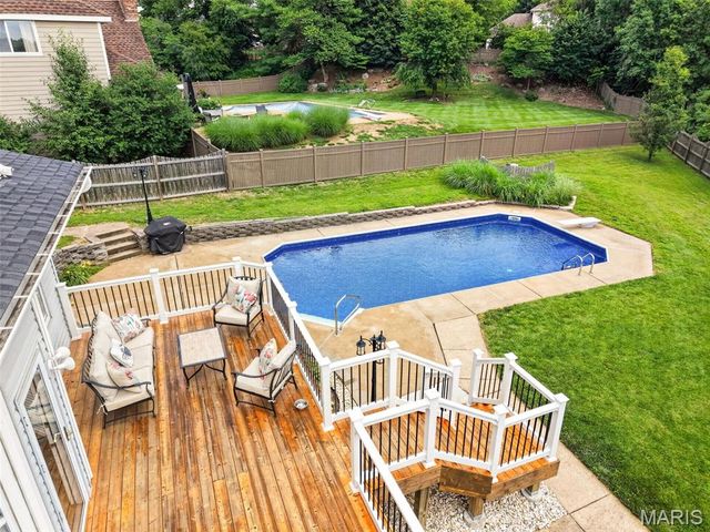 2480 Annapolis Way, St Charles, MO 63303
