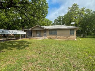 406 Mockingbird Lane, Chico, TX 76431