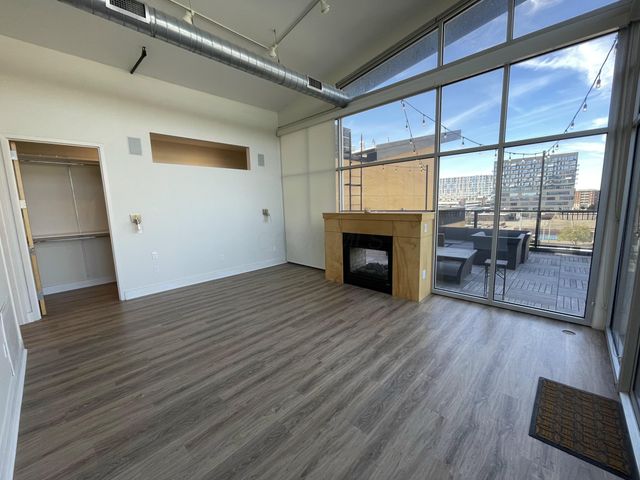 199 S 5th Street, 604, Columbus, OH 43215