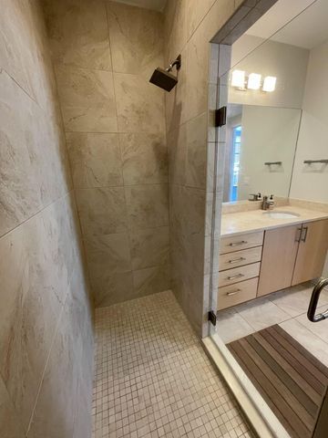 199 S 5th Street, 604, Columbus, OH 43215