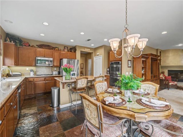 4696 Refugio Court, Camarillo, CA 93012
