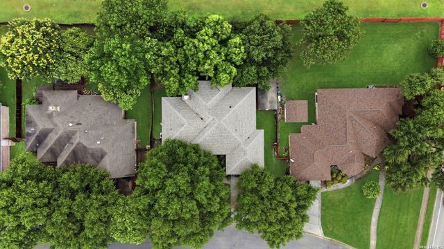 1073 MEMORIAL CIR, New Braunfels, TX 78130