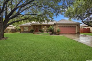 1073 MEMORIAL CIR, New Braunfels, TX 78130