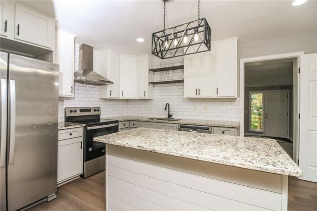 2362 Macon SW Drive, Atlanta, GA 30315