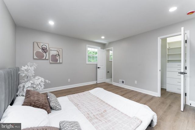 6411 EARLHAM DR, Bethesda, MD 20817
