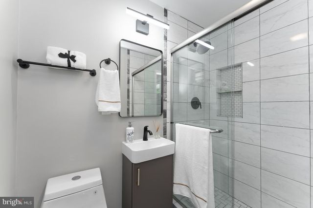 6411 EARLHAM DR, Bethesda, MD 20817