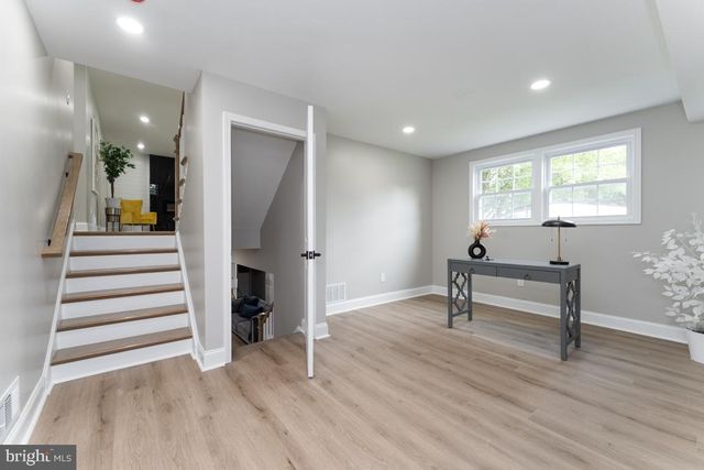6411 EARLHAM DR, Bethesda, MD 20817