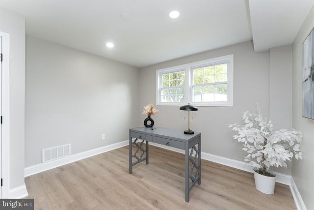 6411 EARLHAM DR, Bethesda, MD 20817