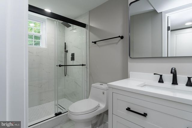 6411 EARLHAM DR, Bethesda, MD 20817