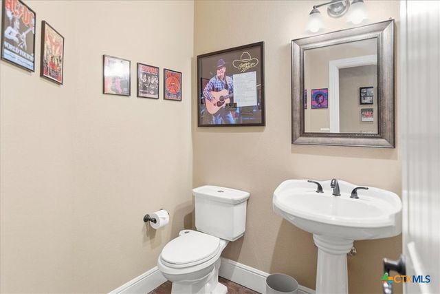 9 Caliche Court, Wimberley, TX 78676