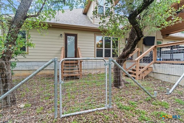 9 Caliche Court, Wimberley, TX 78676