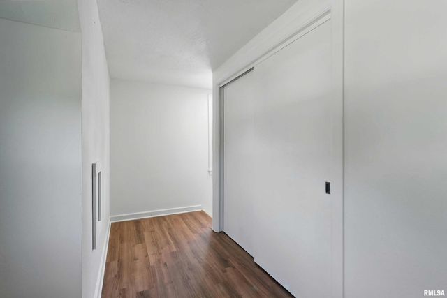 3433 WASHINGTON Street, Davenport, IA 52806