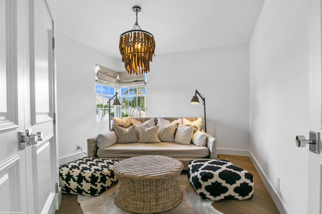 2571 Players Court, Wellington, FL 33414