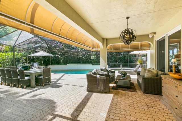 2571 Players Court, Wellington, FL 33414