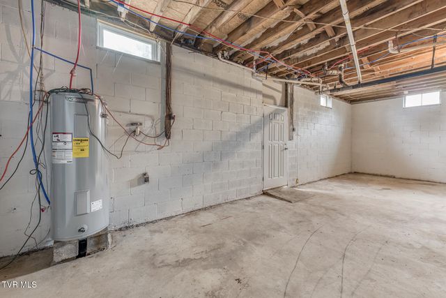 502 Hospital Hill Road, Mountain City, TN 37683