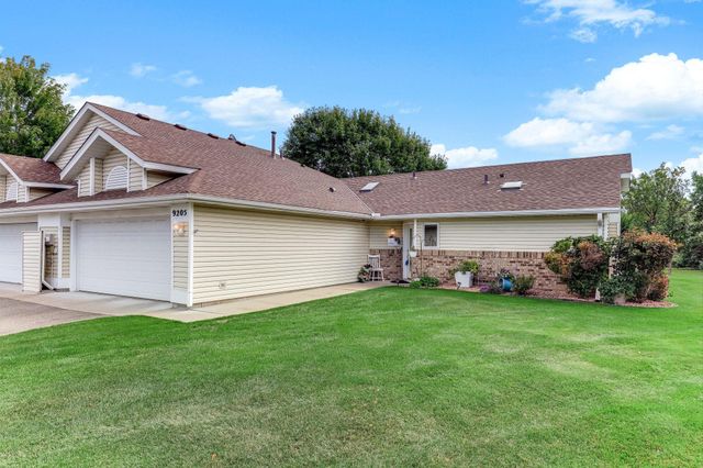 9205 Yorkshire Lane, Brooklyn Park, MN 55443